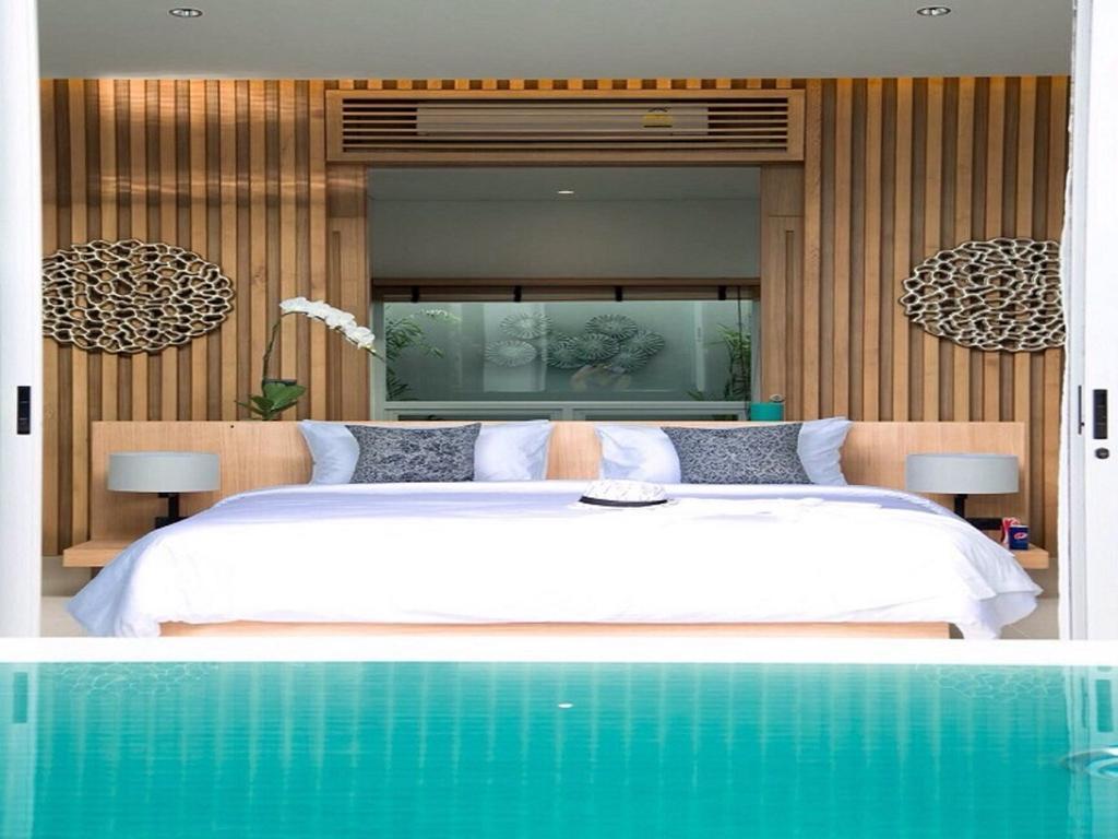 Buritara Laguna Pool Villa Phuket Pantai Bang Tao Bilik gambar